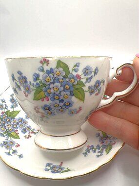 Tuscan “Forget‑Me‑Not” Fine English Bone China Tea Cup & Saucer – Vintage Floral
